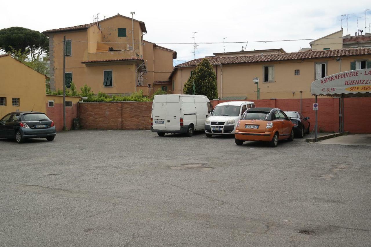 Hotel Houston Livorno - Struttura Esclusivamente Turistica - Not For Business Or Workers Luaran gambar