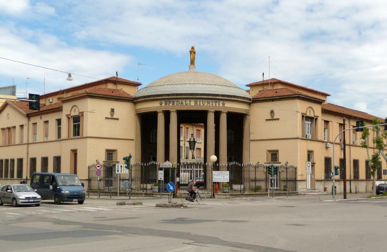 Hotel Houston Livorno - Struttura Esclusivamente Turistica - Not For Business Or Workers Luaran gambar