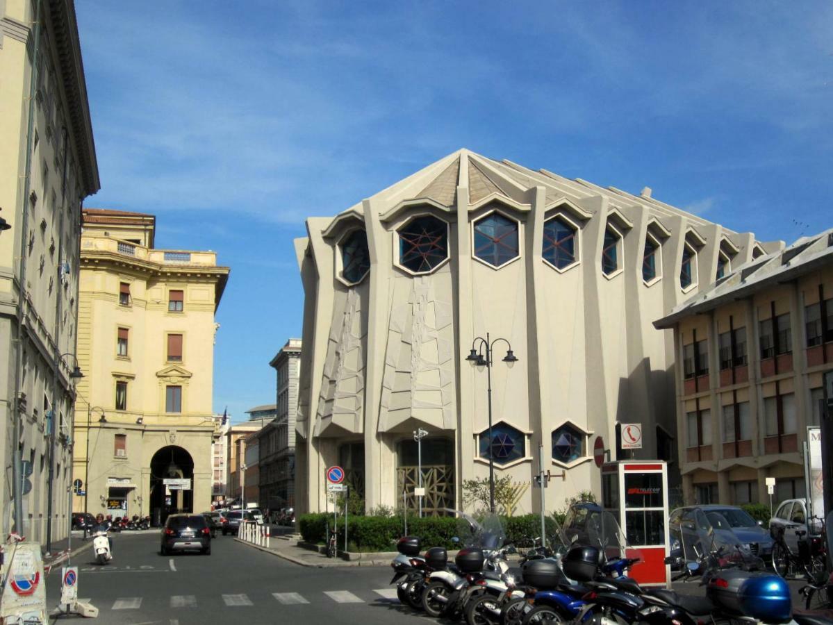 Hotel Houston Livorno - Struttura Esclusivamente Turistica - Not For Business Or Workers Luaran gambar